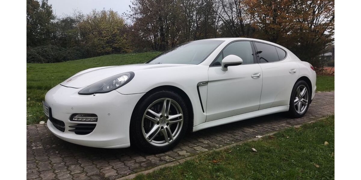 Porsche Panamera 160.000 km 22.900 &euro; Neuss 41472