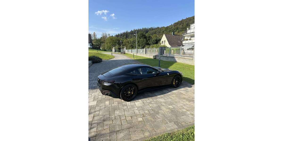 Ferrari Roma 1.823 km 225.000 € Wuppertal 42329