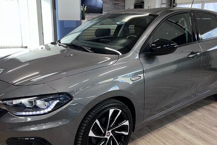 Fiat Tipo 126.530 km 9.900 &euro; Wuppertal 42327
