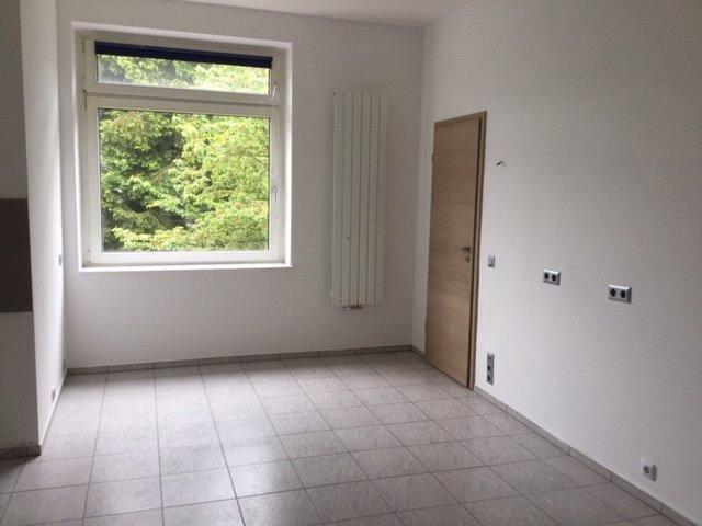Etagenwohnung Velbert Velbert-Mitte - 3 Zimmer, 100 m&sup2;, 800&euro; | Angebot:26476732