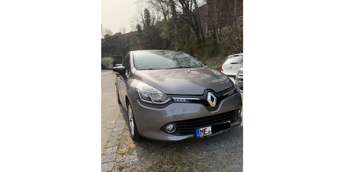 Renault Clio 112.000 km 7.400 &euro; Erkrath 40699