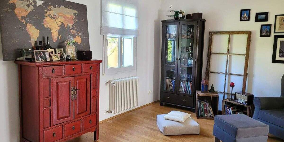 Einfamilienhaus Solingen Wald - 6 Zimmer, 172 m&sup2;, 395.000&euro; | Angebot:24002532