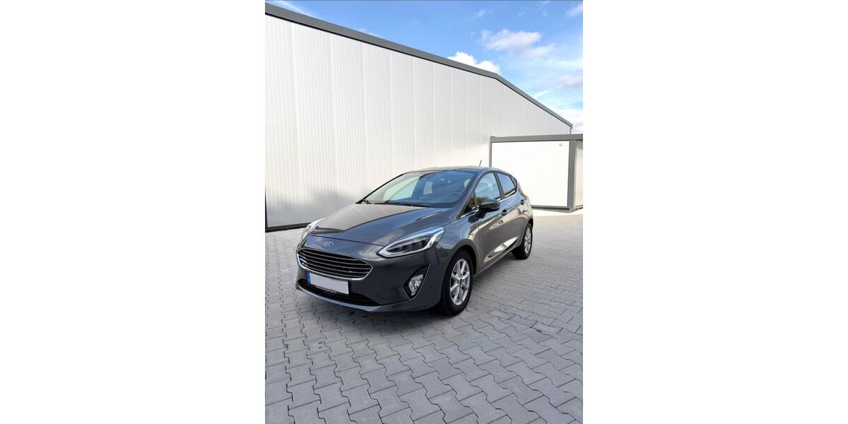 Ford Fiesta 38.000 km 12.900 &euro; Solingen 42659