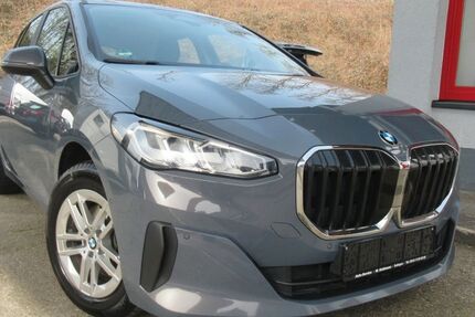 BMW 218 166.000 km 17.700 &euro; Solingen 42697