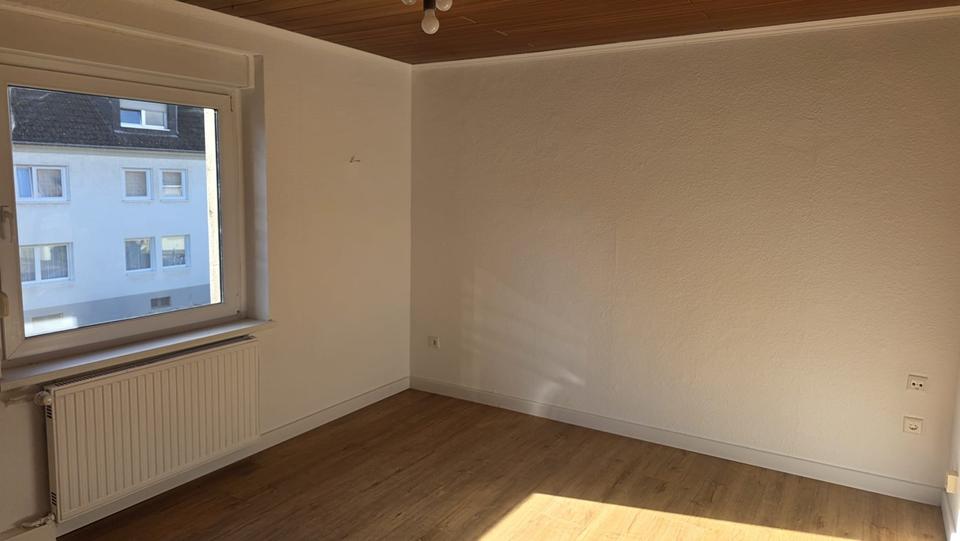 Maisonettenwohnung Langenfeld (Rheinland) - 5 Zimmer, 136 m&sup2;, 1.900&euro; | Angebot:27593397
