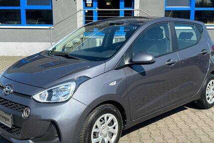 Hyundai i10 23.935 km 10.750 € Monheim am Rhein 40789