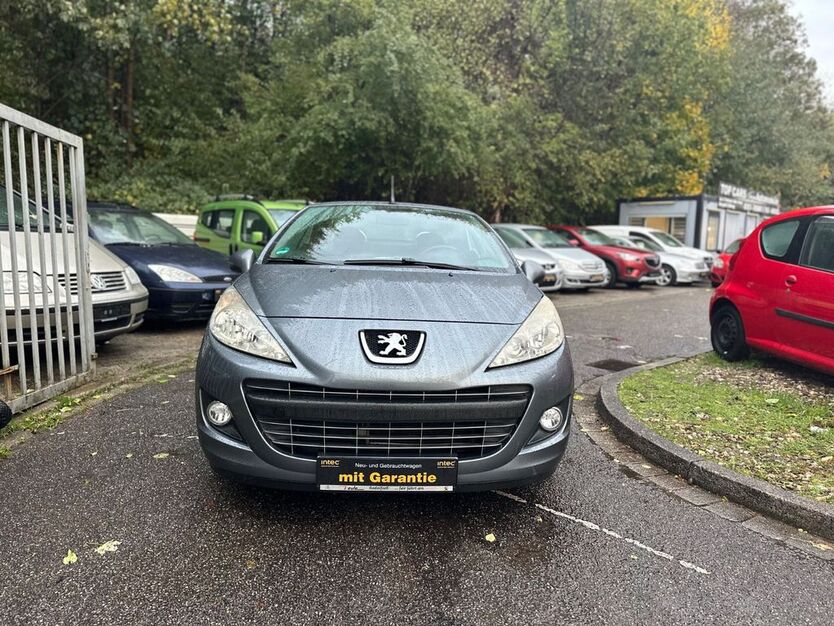 Peugeot 207 126.346 km 2.999 € Essen 45145