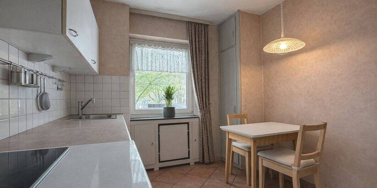 Etagenwohnung Düsseldorf Garath - 2 Zimmer, 55 m&sup2;, 175.000&euro; | Angebot:26016162