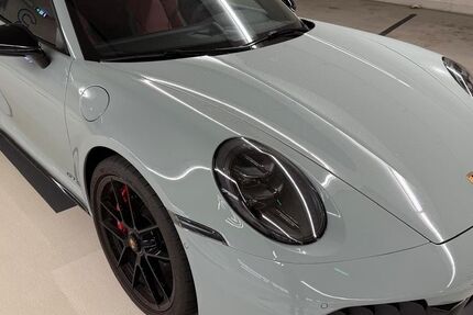 Porsche 992 4.000 km 214.081 € Düsseldorf 40211