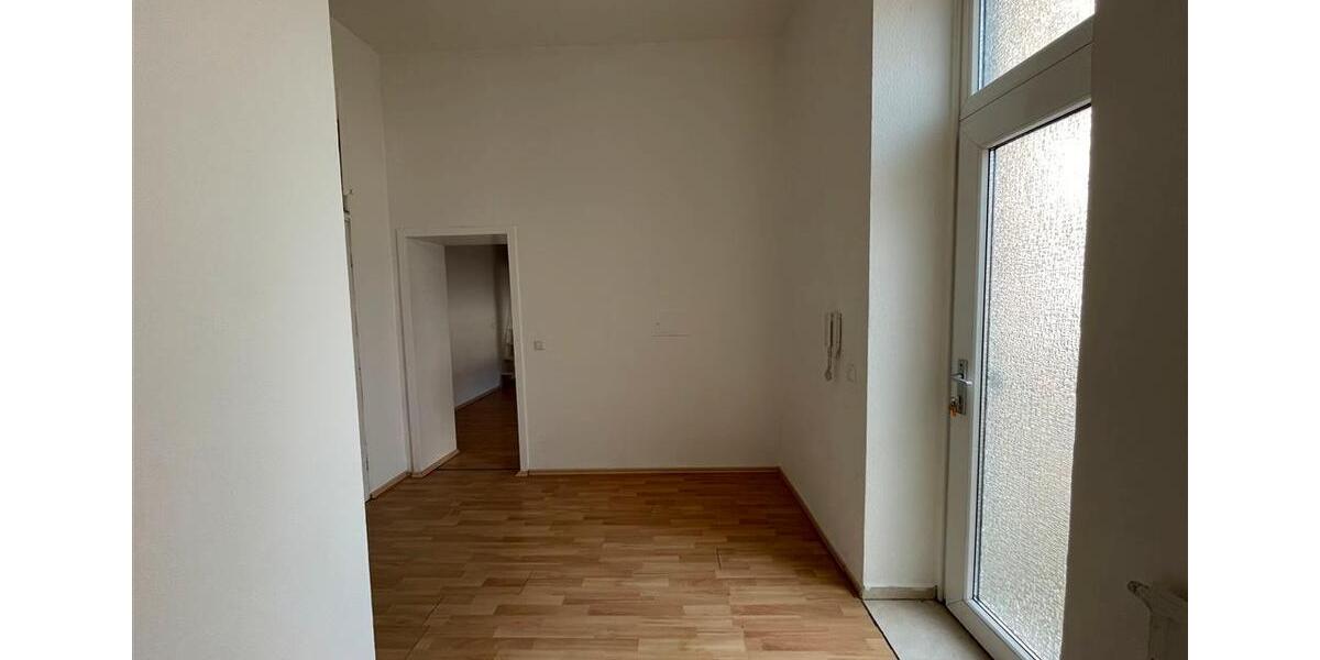 Etagenwohnung Düsseldorf Oberbilk - 1 Zimmer, 33 m&sup2;, 605&euro; | Angebot:22440561