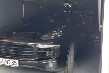 Porsche Cayenne 144.000 km 41.000 € Grevenbroich 41515