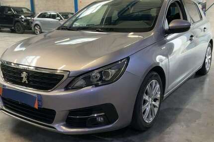 Peugeot 308 54.376 km 9.750 € Düsseldorf 40589