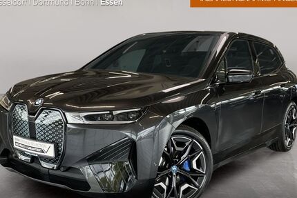 BMW iX 30.617 km 52.599 € Essen 45141