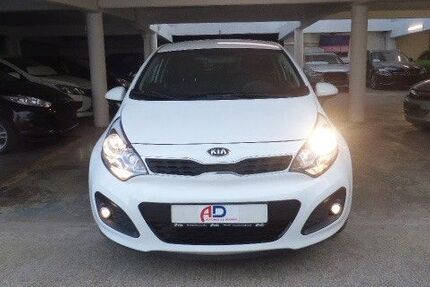Kia Rio 150.000 km 6.950 &euro; Düsseldorf 40223