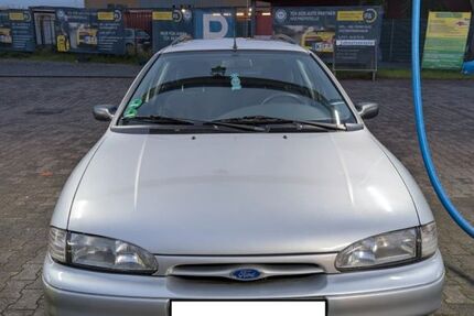 Ford Mondeo 157.001 km 1.699 &euro; Köln 50668