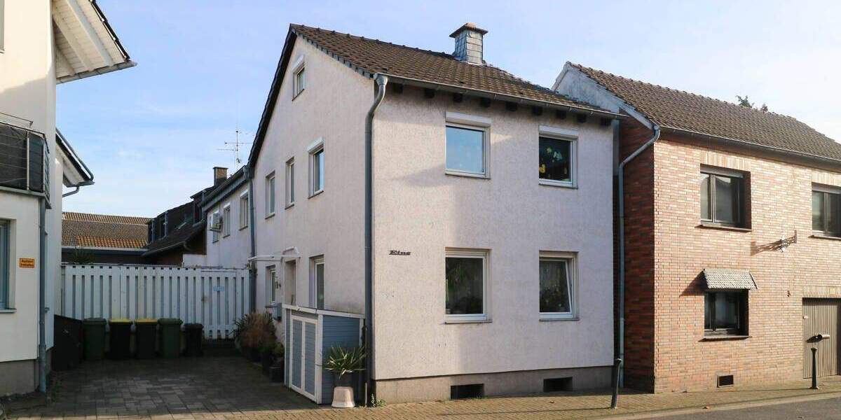 Einfamilienhaus Dormagen / Stürzelberg Stürzelberg - 5 Zimmer, 117 m&sup2;, 320.000&euro; | Angebot:23881705