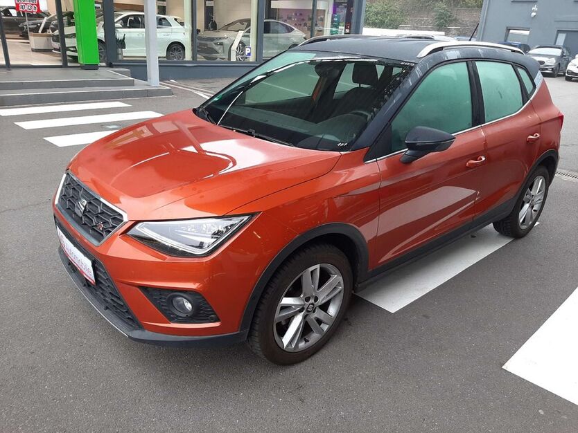 Seat Arona 24.589 km 17.880 € Essen 45326