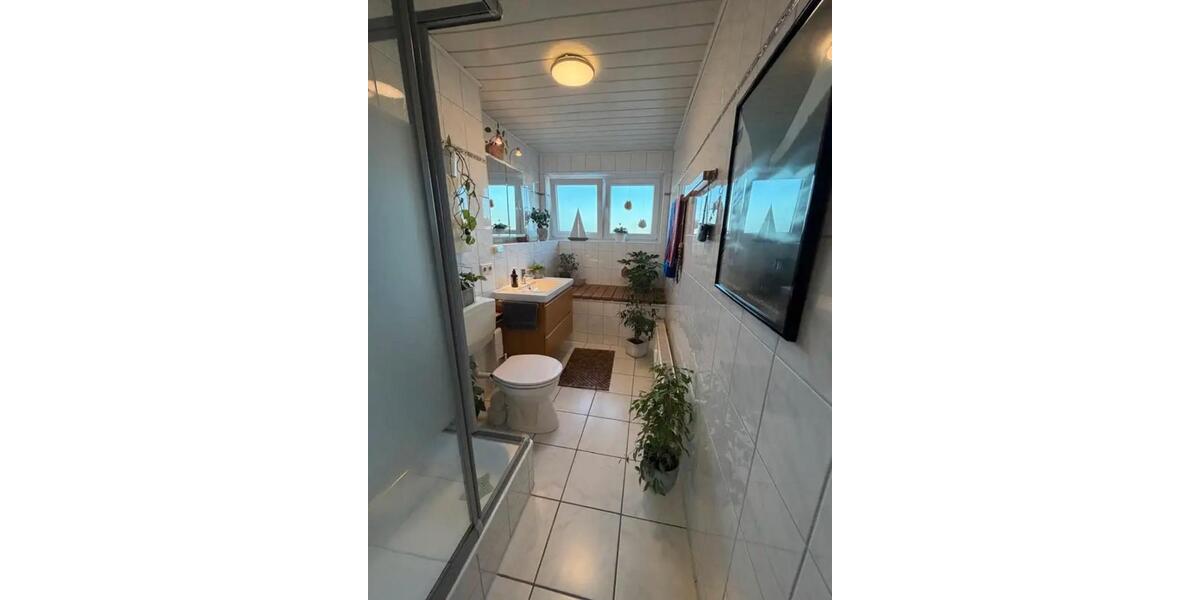 Etagenwohnung Leverkusen Bürrig - 4 Zimmer, 104 m&sup2;, 359.000&euro; | Angebot:27540992