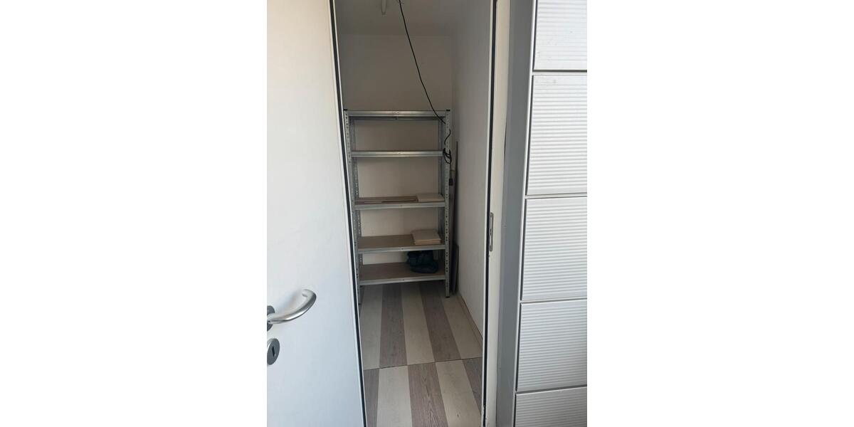 Etagenwohnung Bergisch Gladbach Frankenforst - 4 Zimmer, 104 m&sup2;, 1.579&euro; | Angebot:24785431