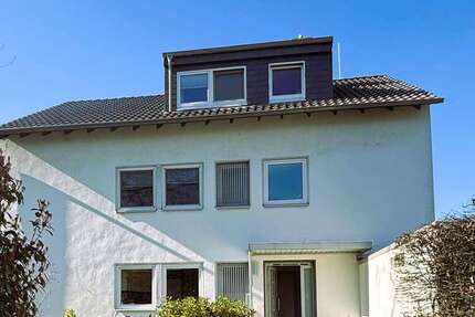 Haus zum Kaufen in Düsseldorf 1.000.000 € 259 m²