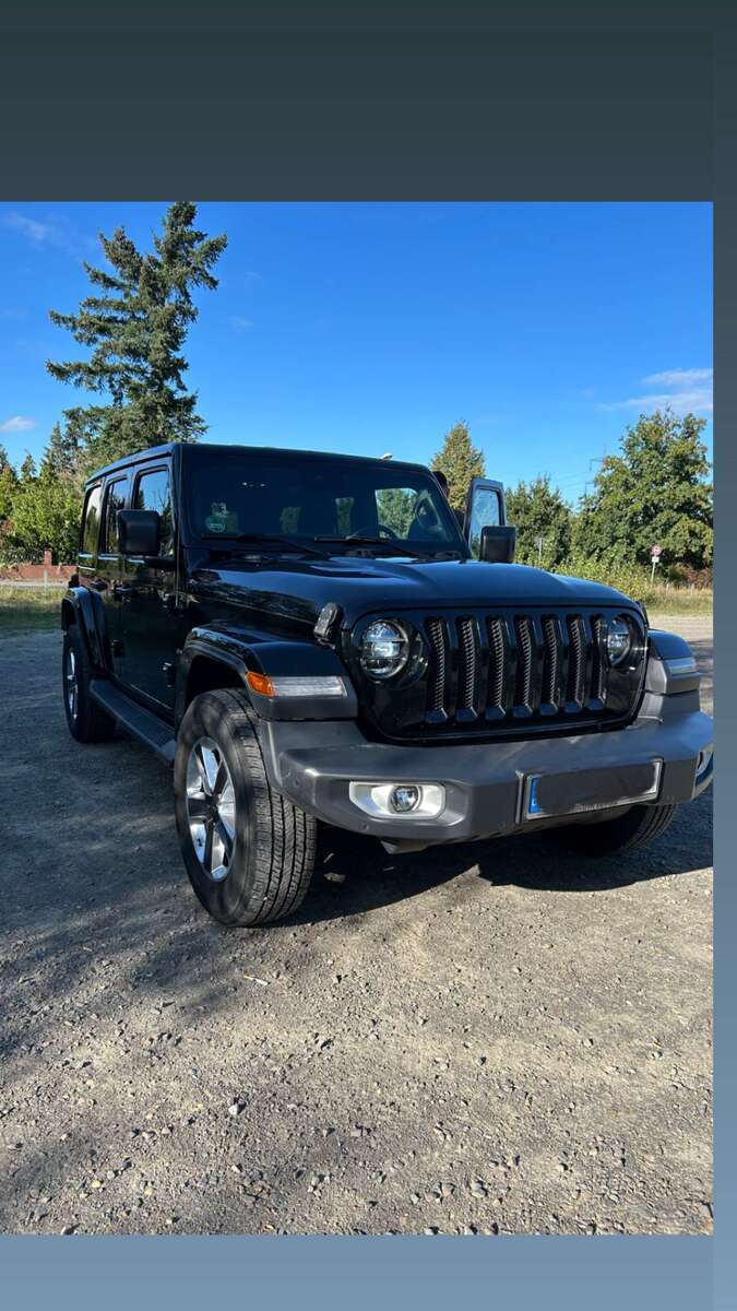 Jeep Wrangler 62.500 km 43.000 € Köln 51147