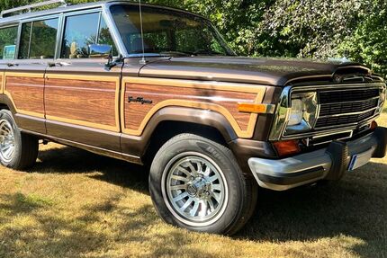 Jeep Wagoneer 108.300 km 84.900 &euro; Velbert 42551