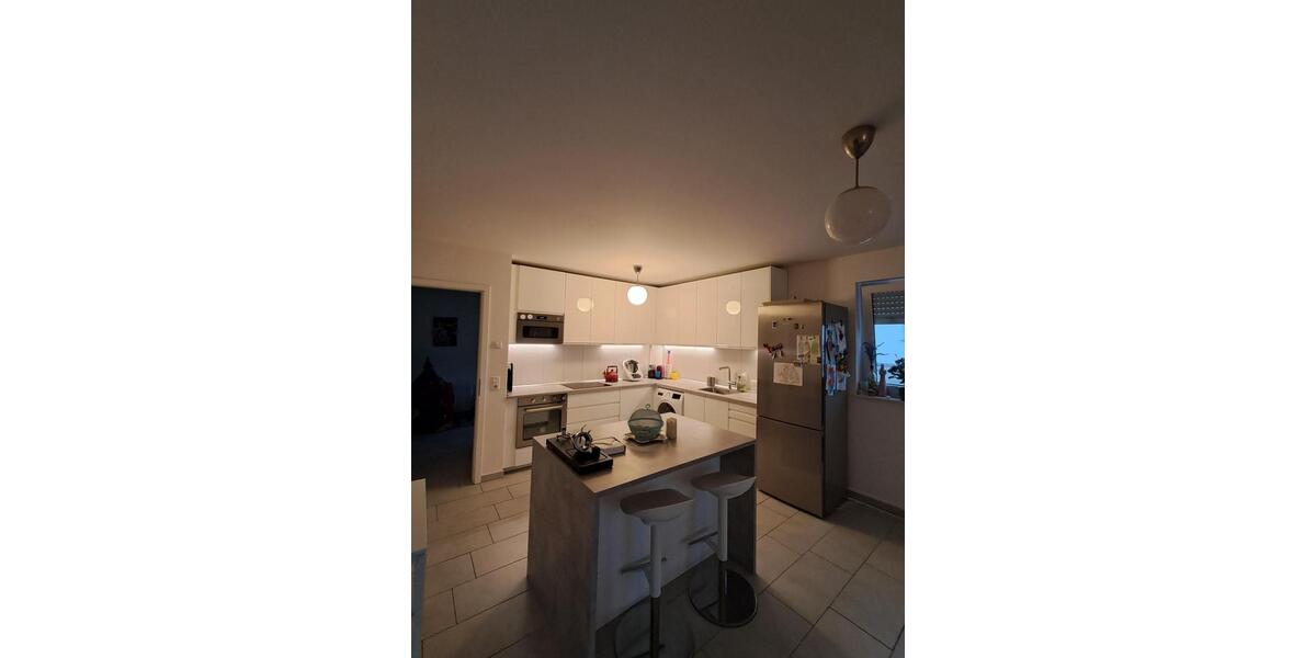 Etagenwohnung Bergisch Gladbach Alt-Frankenforst - 4 Zimmer, 137 m&sup2;, 1.785&euro; | Angebot:24533601