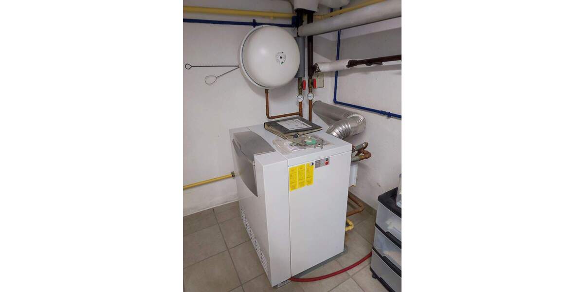 Reihenmittelhaus Düsseldorf Heerdt - 1 Zimmer, 285 m&sup2;, 695.000&euro; | Angebot:24696292