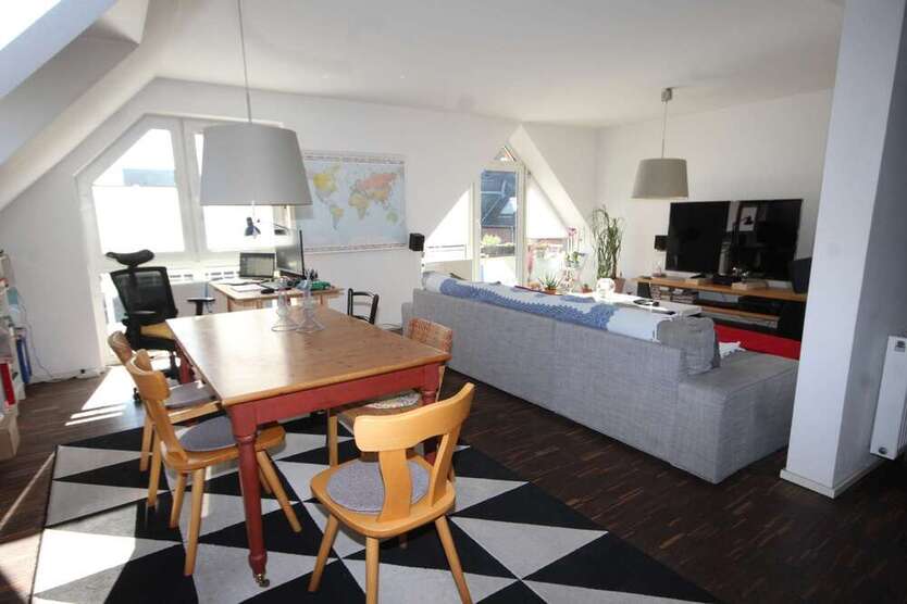 Wohnung zum Mieten in Düsseldorf 1.140 € 95 m²
