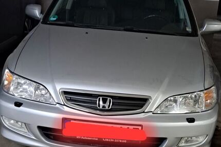 Honda Accord 72.000 km 7.900 &euro; Köln 50827