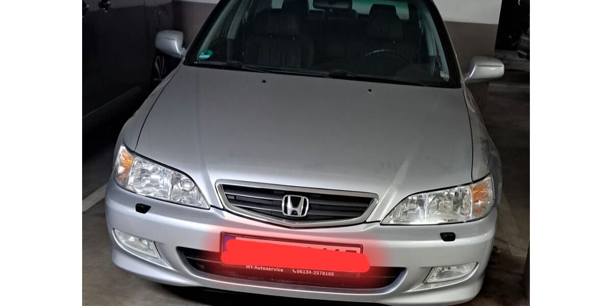 Honda Accord 72.000 km 7.900 &euro; Köln 50827