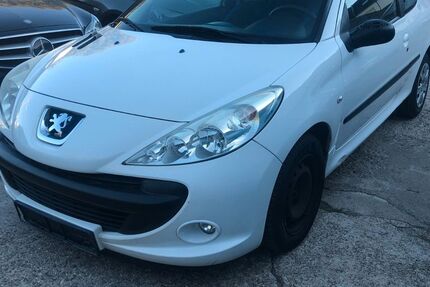 Peugeot 206 142.987 km 1.690 &euro; Düsseldorf 40231