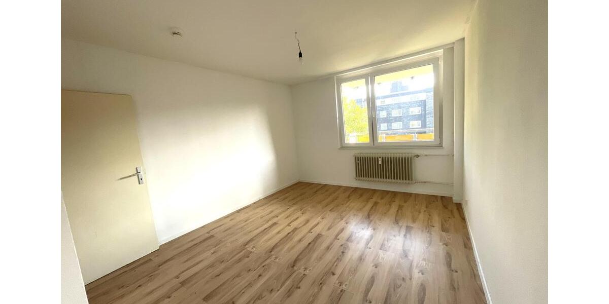 Etagenwohnung Wuppertal Gemarkung Nächstebreck - 2.5 Zimmer, 64 m&sup2;, 530&euro; | Angebot:25857618
