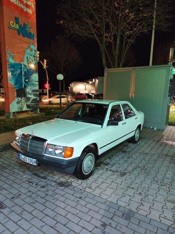Mercedes-Benz 190 250.000 km 3.999 € Solingen 42697