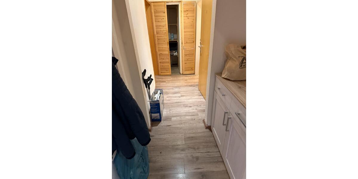 Etagenwohnung Wuppertal Barmen - 4 Zimmer, 88 m&sup2;, 700&euro; | Angebot:25959309