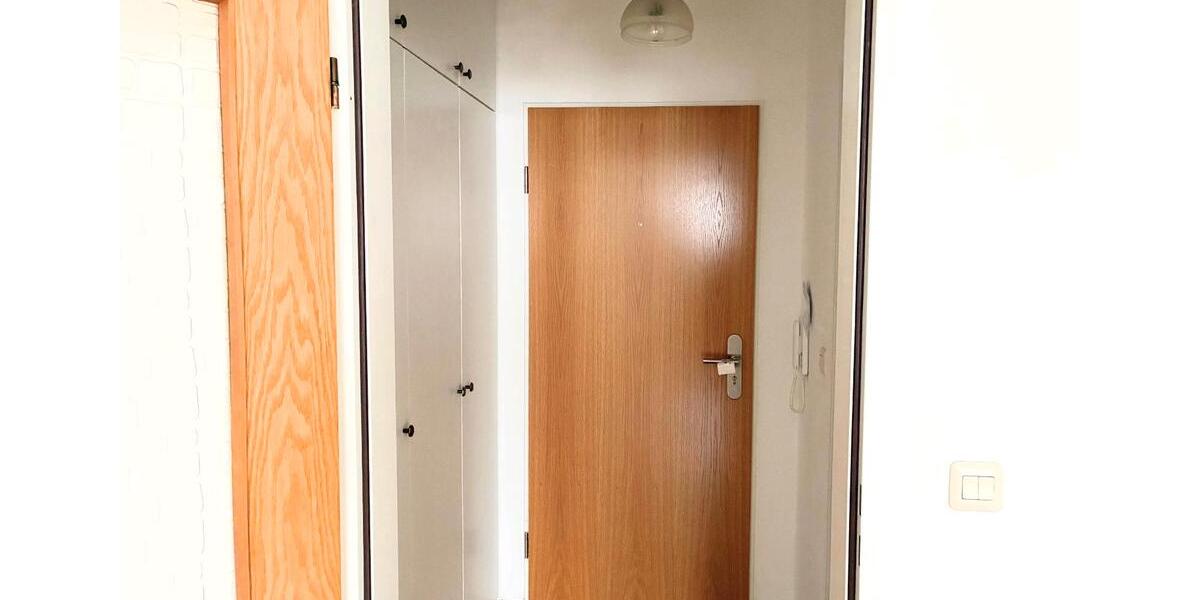 Dachgeschoßwohnung Solingen - 1.5 Zimmer, 43 m&sup2;, 500&euro; | Angebot:26355306