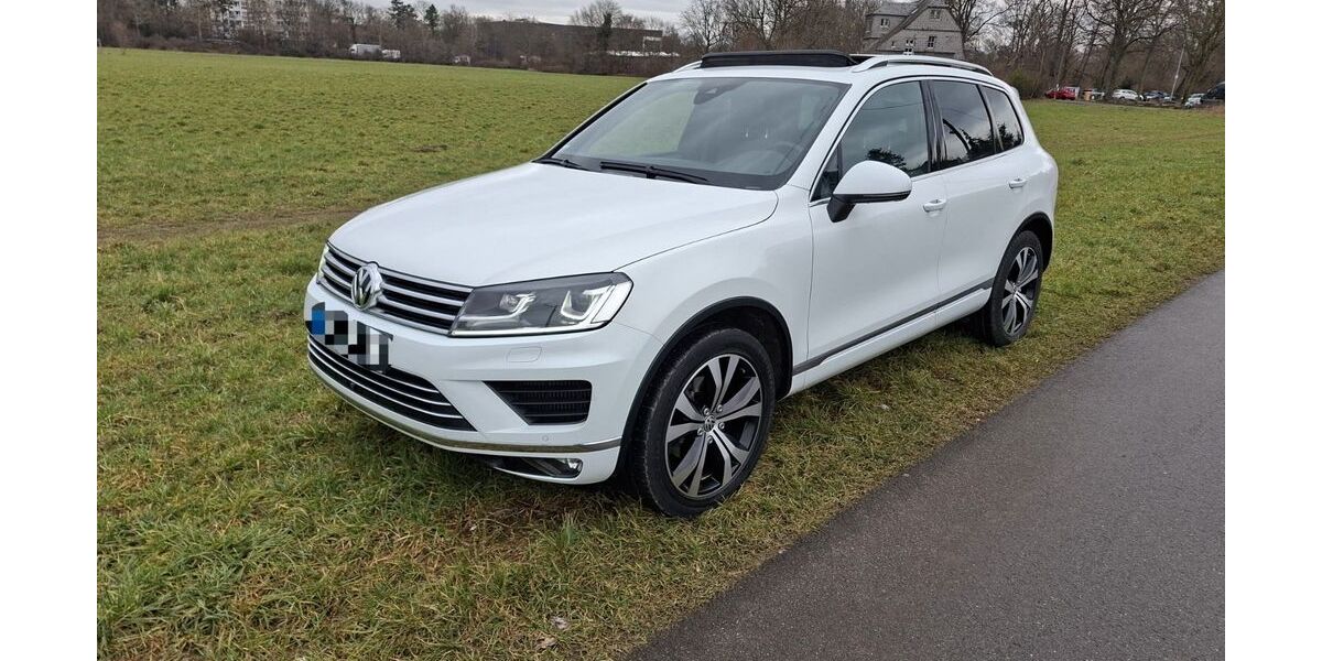 VW Touareg 103.000 km 27.950 &euro; Düsseldorf 40229