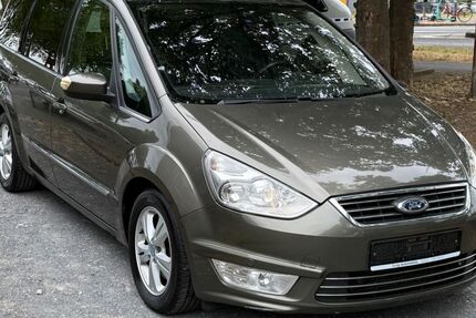 Ford Galaxy 205.000 km 7.999 &euro; Köln 51107