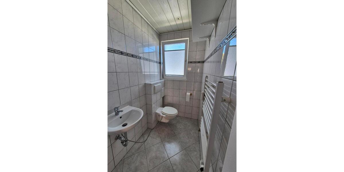 Etagenwohnung Mettmann - 4 Zimmer, 87 m&sup2;, 1.050&euro; | Angebot:27617070