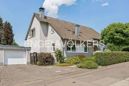 Haus Odenthal - Voiswinkel Voiswinkel - 7 Zimmer, 151 m&sup2;, 790.000&euro; | Angebot:27195437