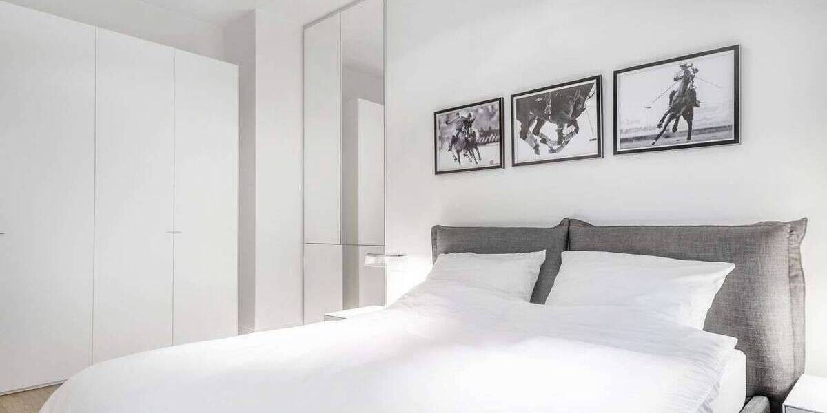Etagenwohnung Düsseldorf Altstadt - 2 Zimmer, 55 m&sup2;, 1.600&euro; | Angebot:26826256