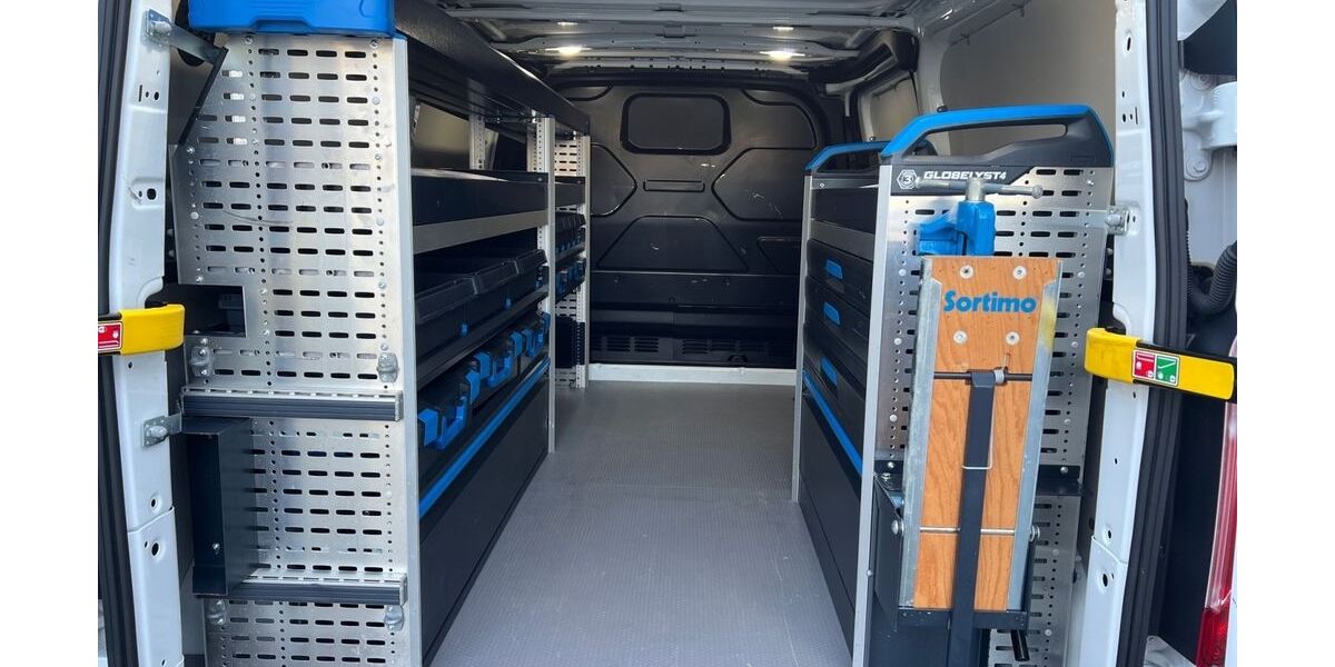 Ford Transit Custom 84.337 km 22.900 &euro; Köln-Riehl 50735