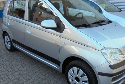 Daihatsu Cuore 60.000 km 4.490 &euro; Wuppertal 42285