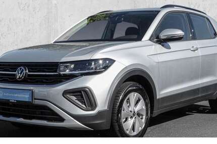 VW T-Cross 8.950 km 23.980 € Düsseldorf 40474