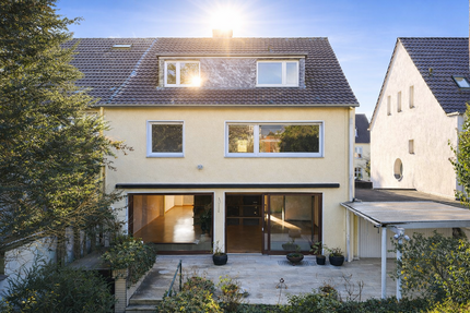 Haus Hilden - 8 Zimmer, 292 m&sup2;, 695.000&euro; | Angebot:26069179
