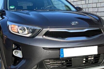 Kia Stonic 17.900 km 14.400 &euro; Köln 51143