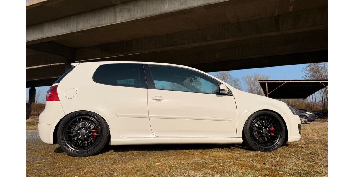 VW Golf 135.000 km 8.900 &euro; Bergisch Gladbach 51427