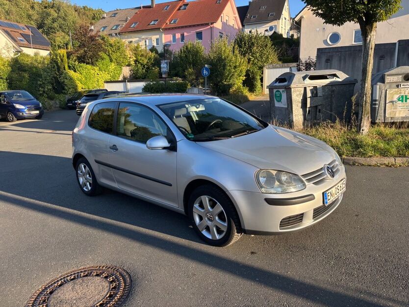 VW Golf 179.000 km 2.499 € Schwelm 58332
