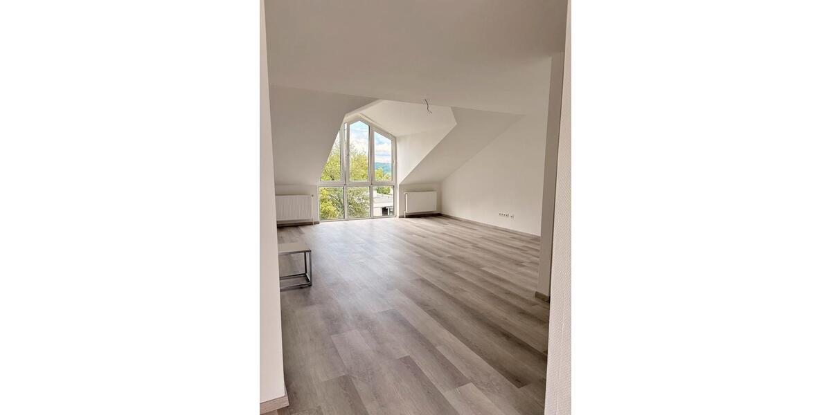 Dachgeschoßwohnung Hattingen Blankenstein - 4.5 Zimmer, 98 m&sup2;, 239.000&euro; | Angebot:26993457