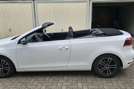 VW Golf 130.500 km 8.600 &euro; Solingen 42657